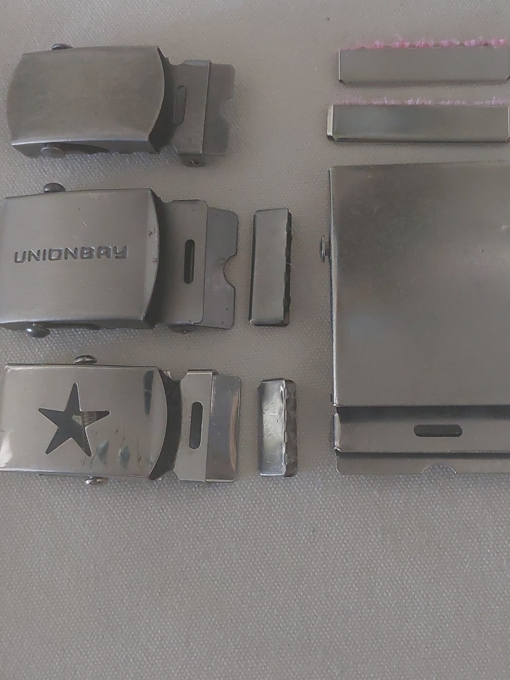 Lot Of Four Ratchet Style Belt Buckles